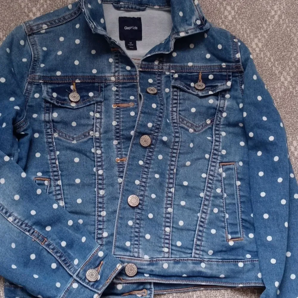 Bundle Jeans jacket with a shirt from Gap